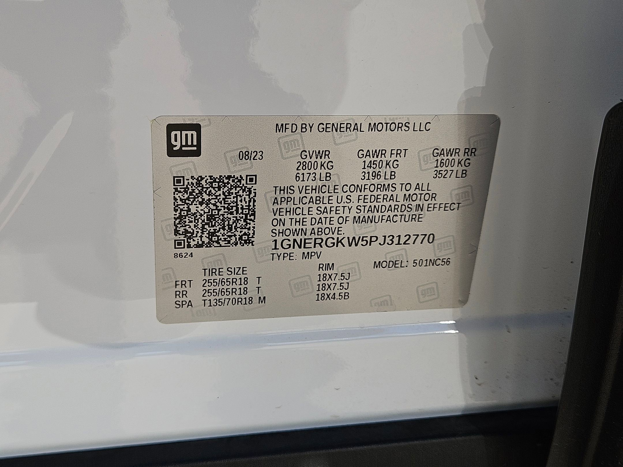 2023 Chevrolet Traverse LT Cloth