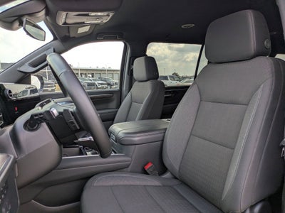 2025 Chevrolet Suburban LS