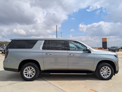 2025 Chevrolet Suburban LS