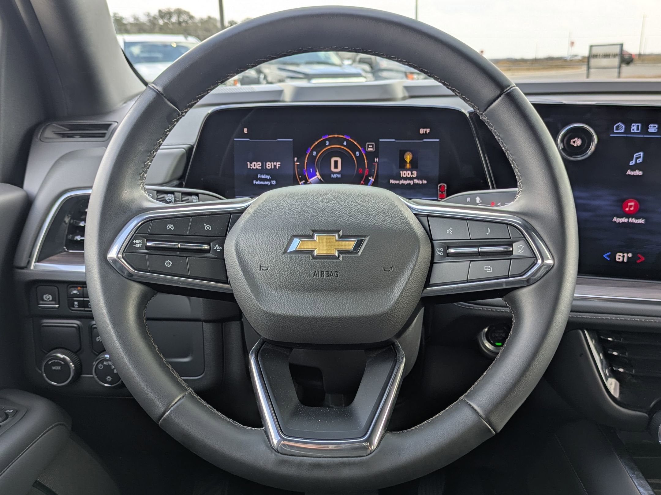 2025 Chevrolet Suburban LS