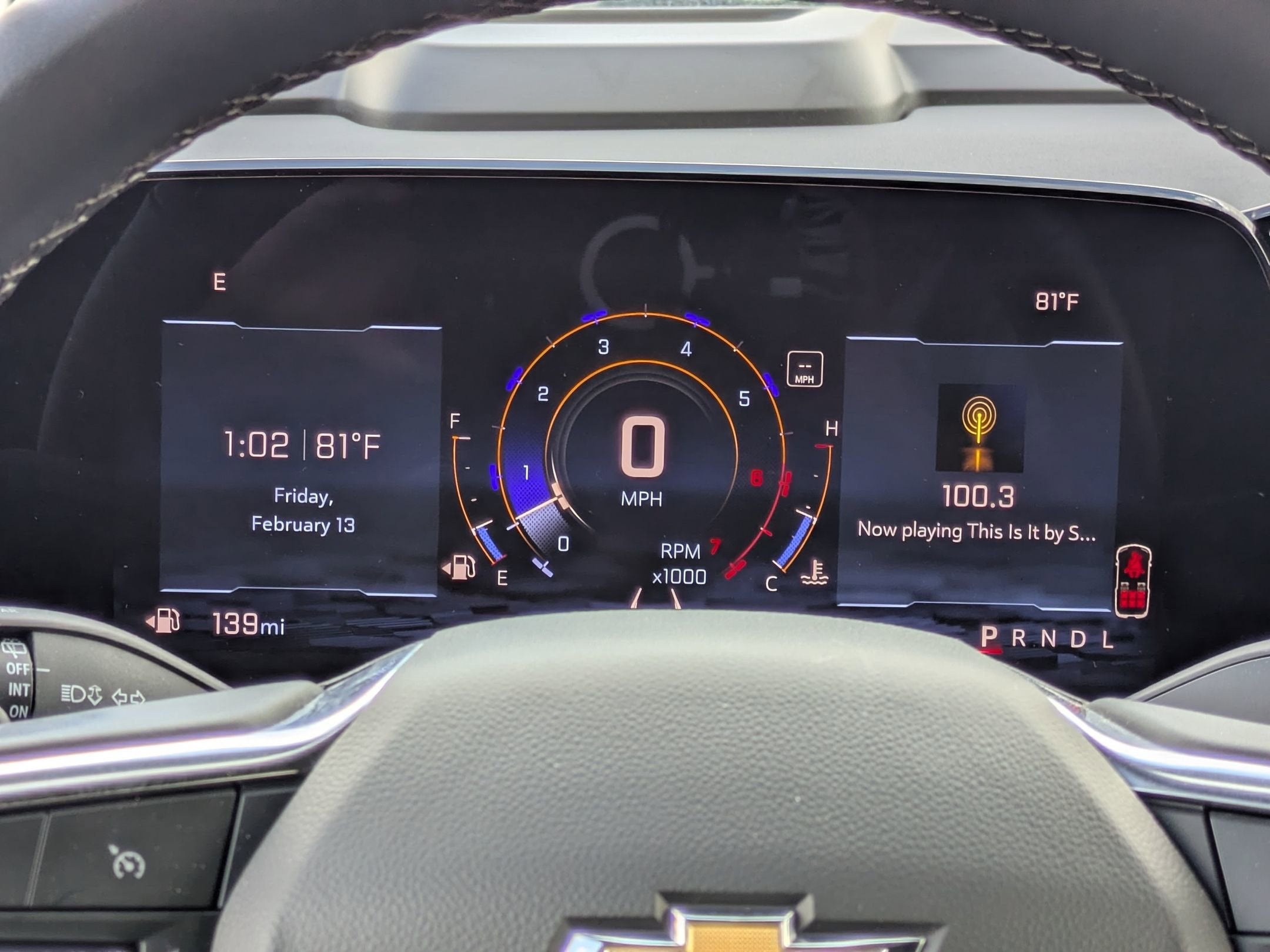 2025 Chevrolet Suburban LS