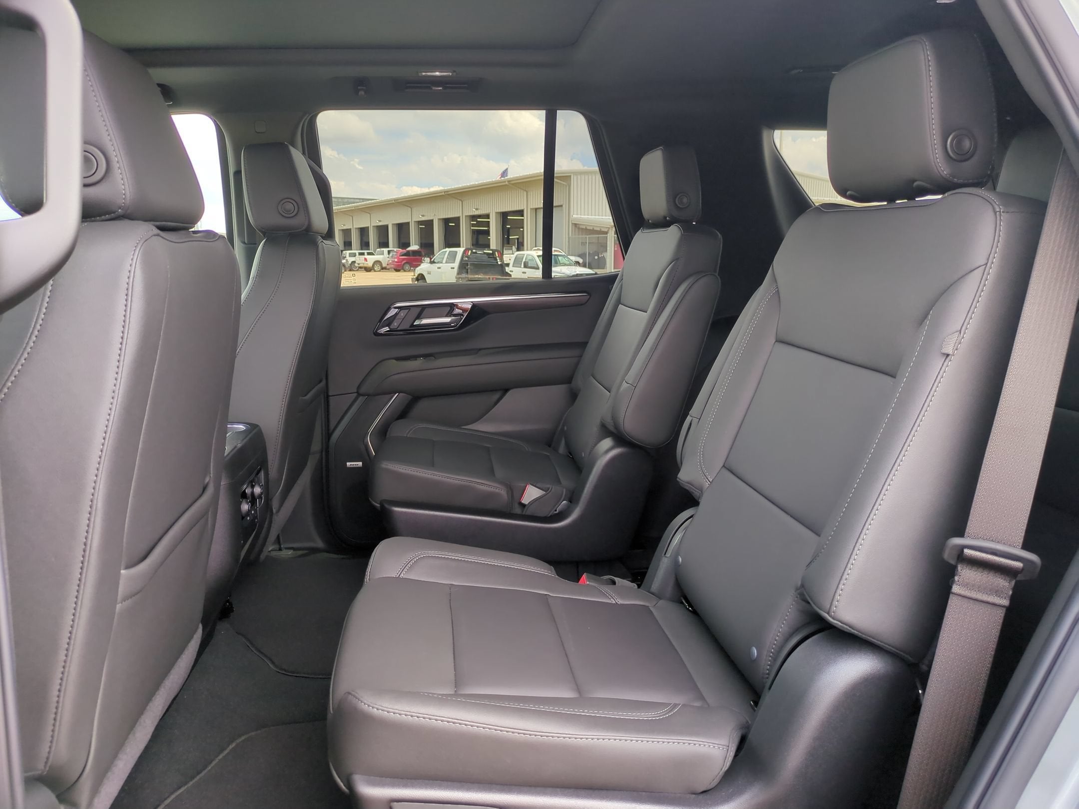 2027 Chevrolet Tahoe LT