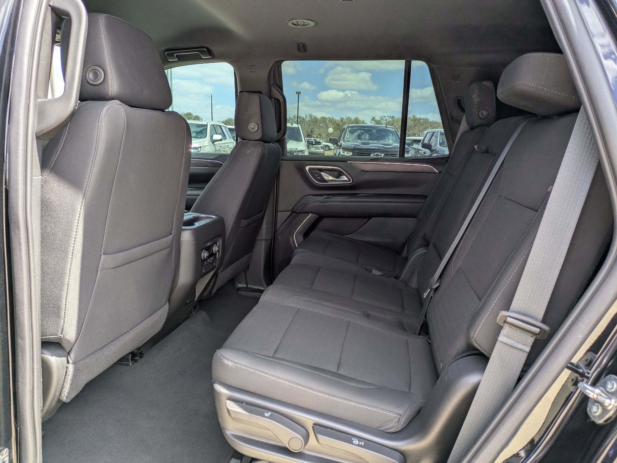 2023 Chevrolet Tahoe LS