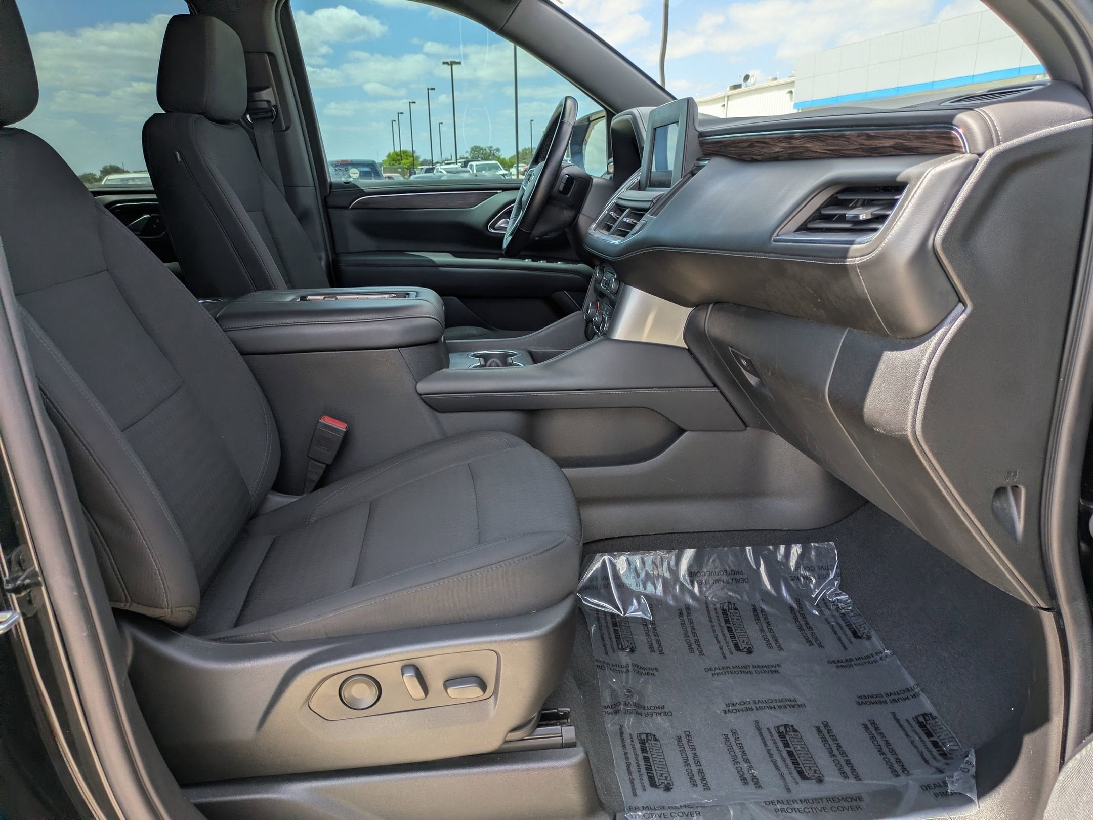 2023 Chevrolet Tahoe LS