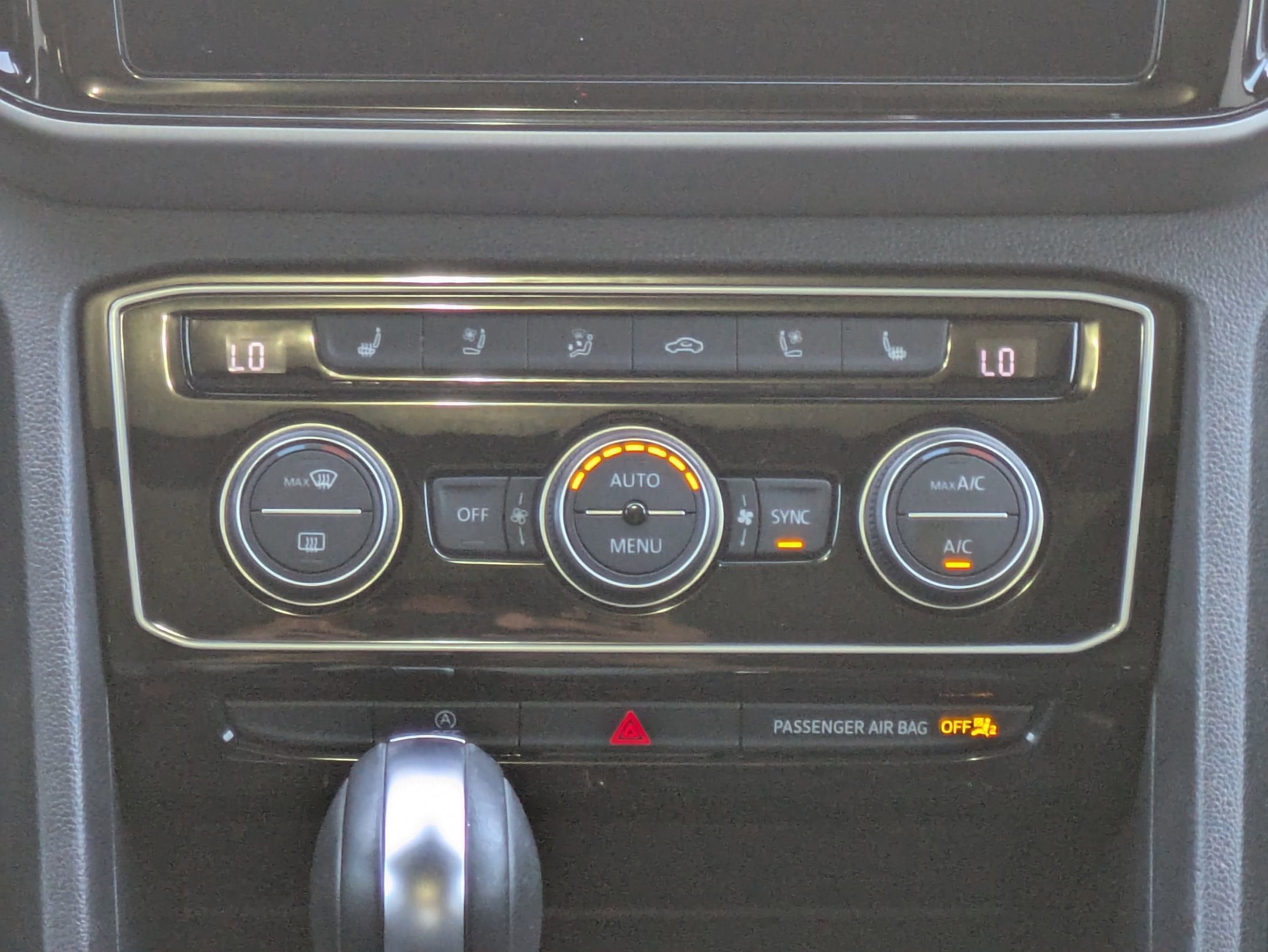 2020 Volkswagen Atlas Cross Sport 3.6L V6 SEL Premium R-Line