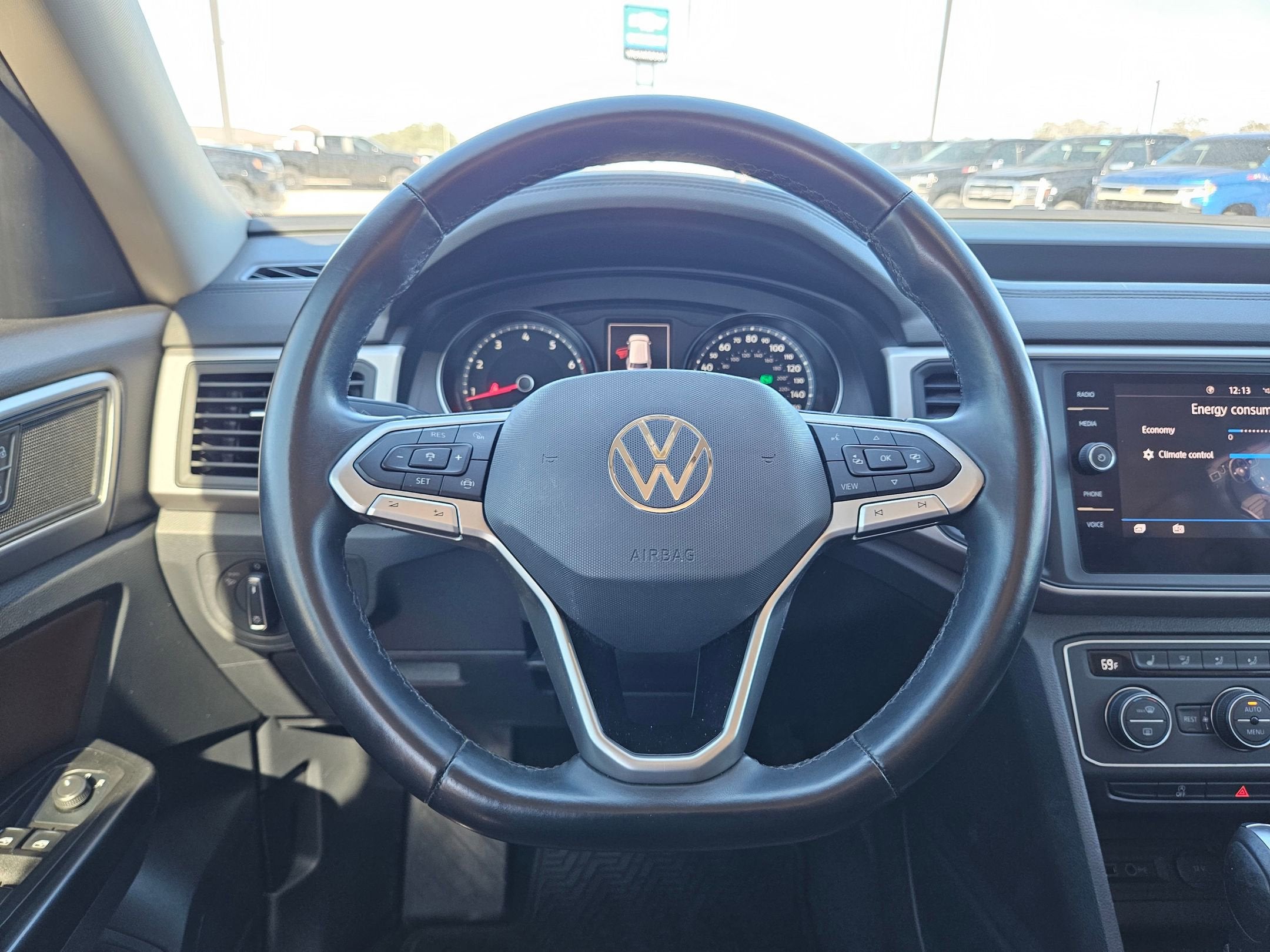 2021 Volkswagen Atlas 3.6L V6 SE w/Technology