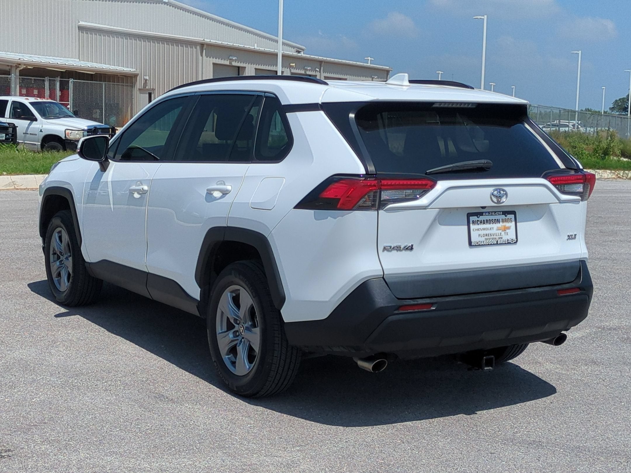 2022 Toyota RAV4 XLE