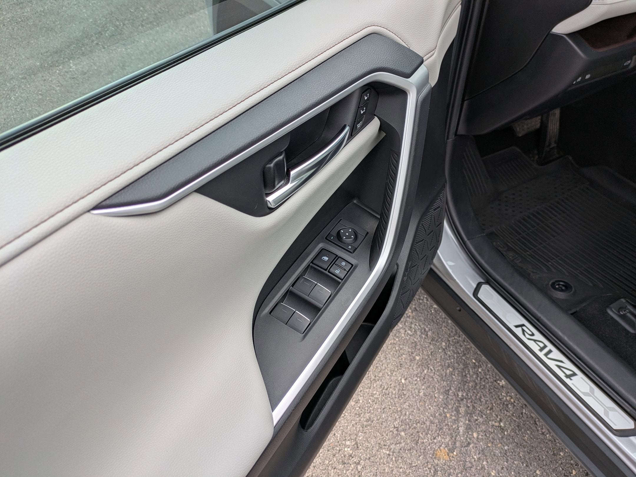 2022 Toyota RAV4 Limited