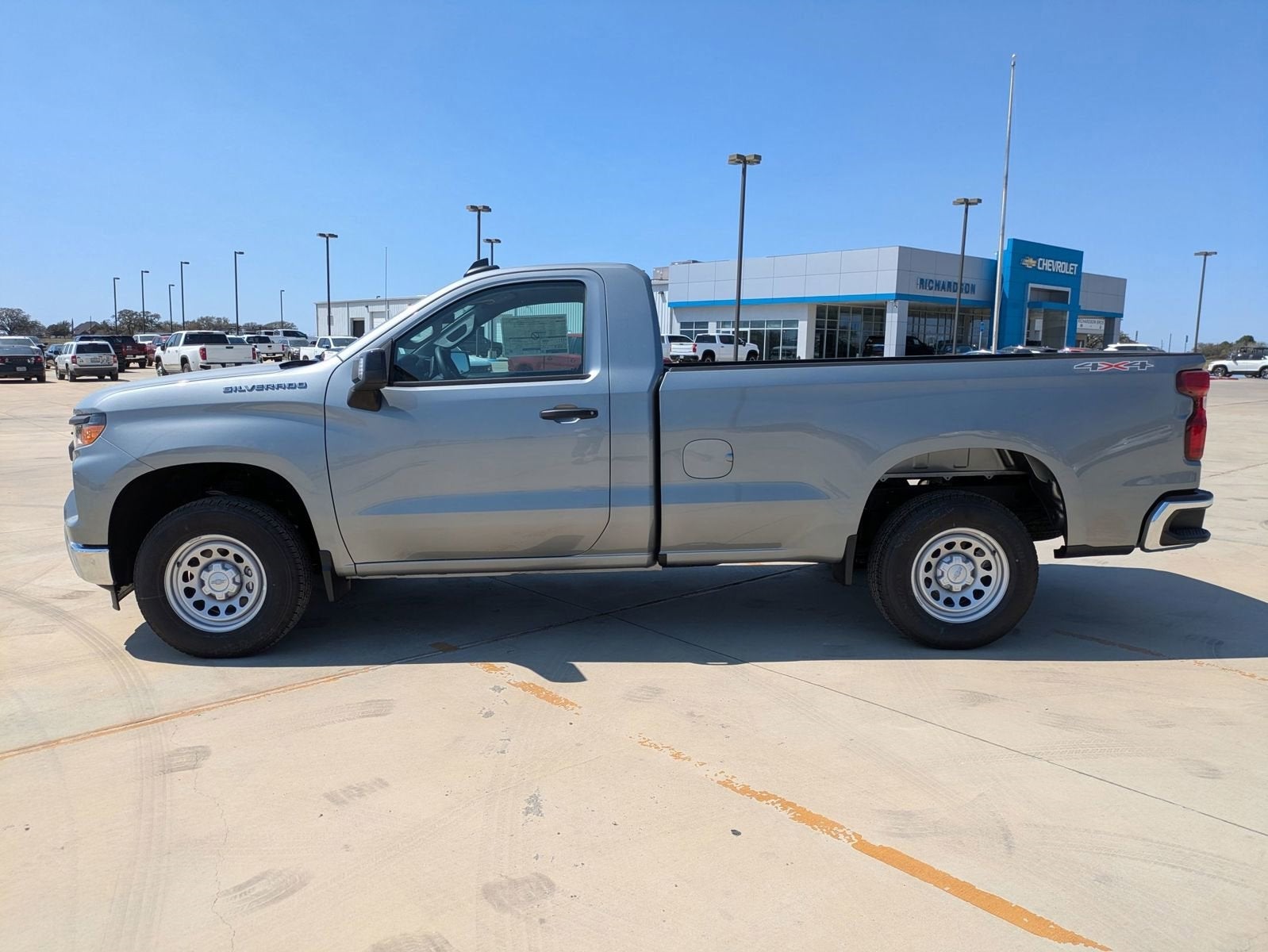 2025 Chevrolet Silverado 1500 WT