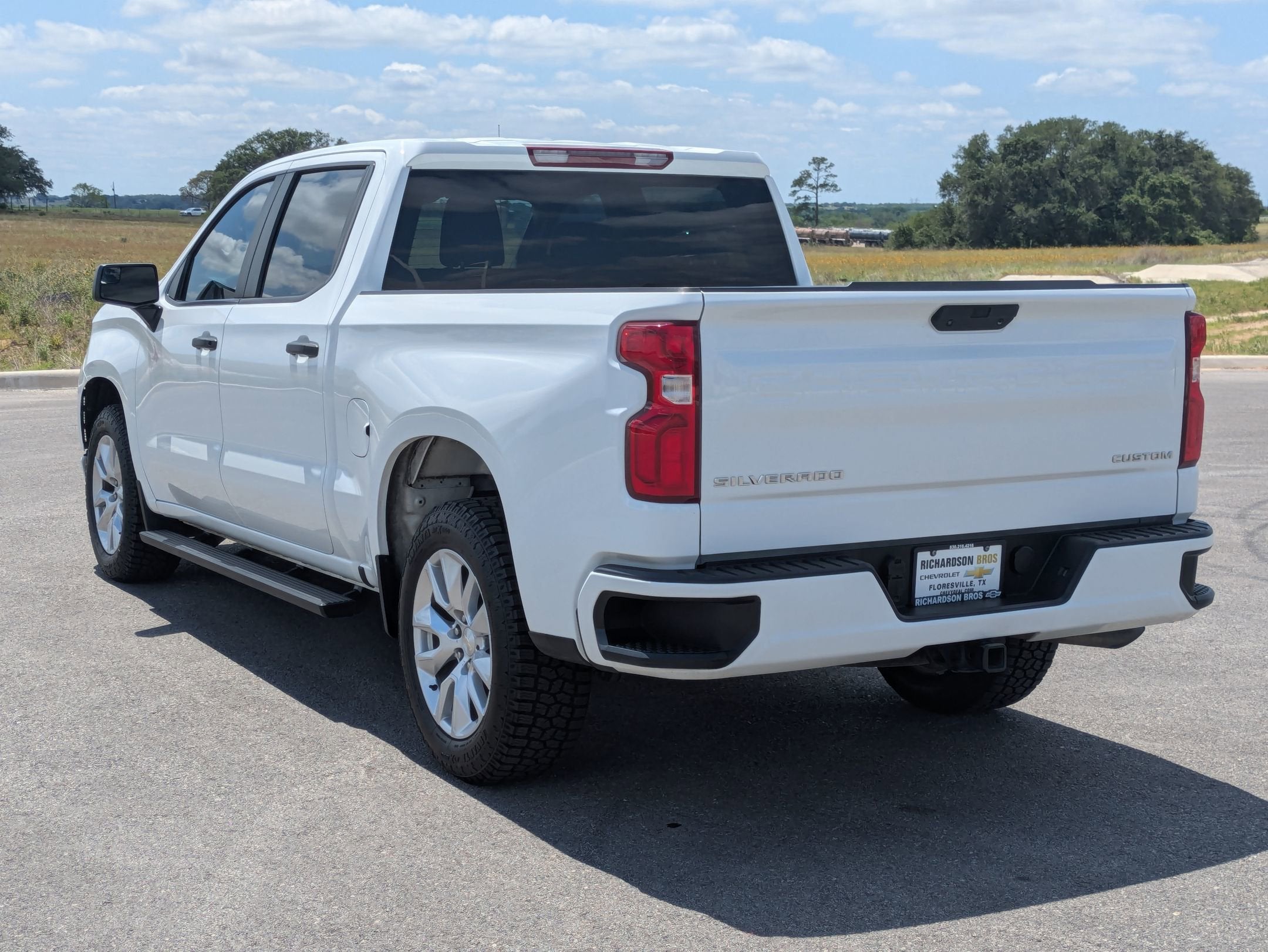2022 Chevrolet Silverado 1500 LTD Custom