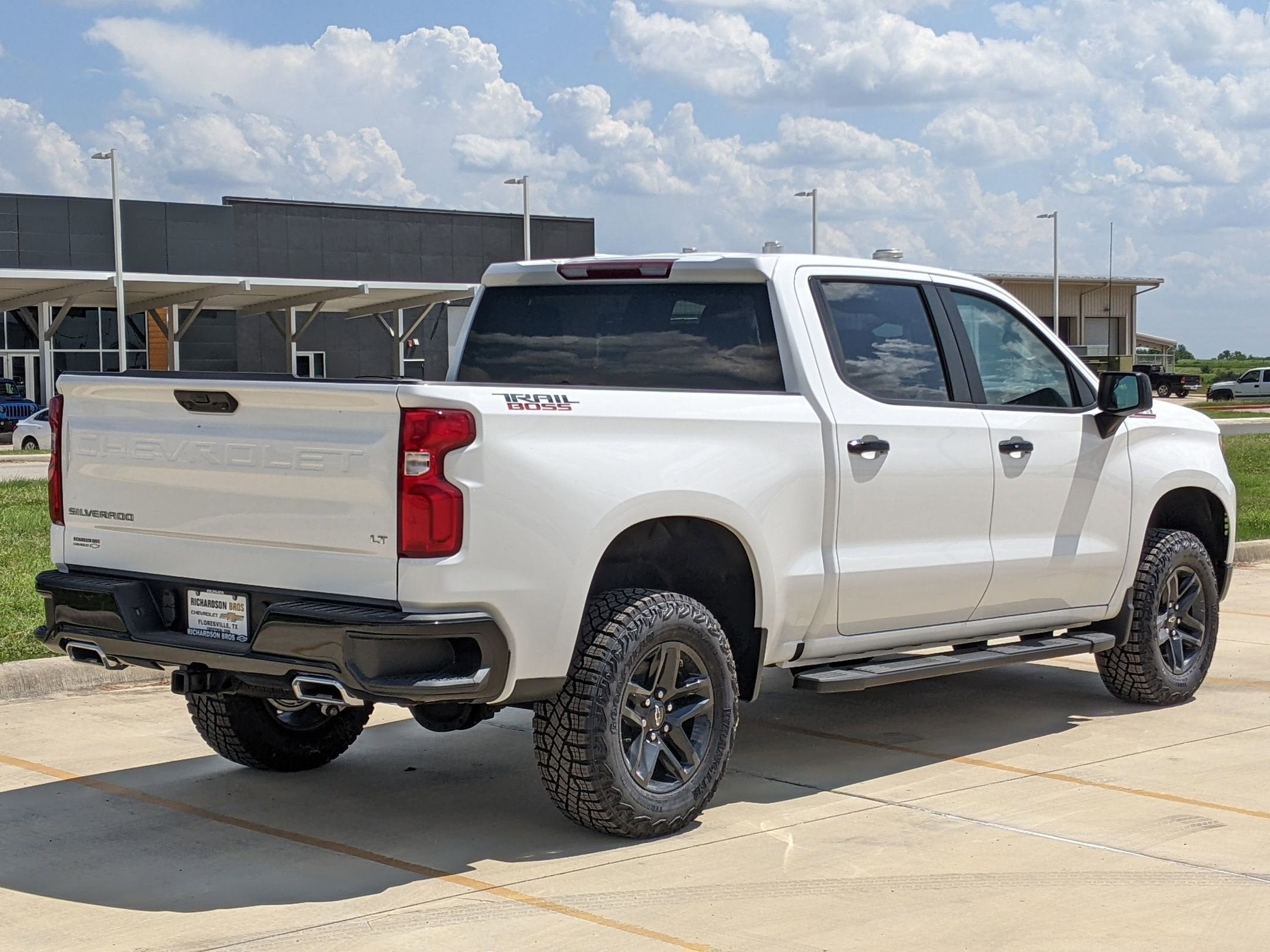 2024 Chevrolet Silverado 1500 LT Trail Boss