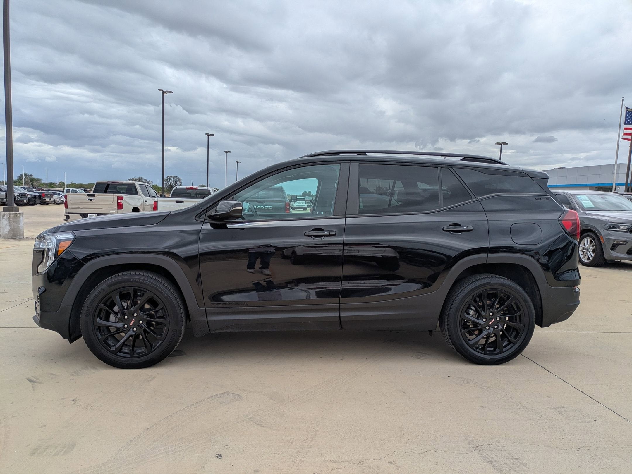 2024 GMC Terrain SLE
