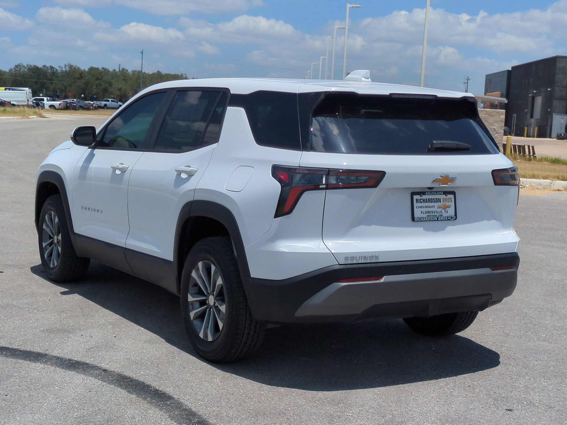 2027 Chevrolet Equinox LT