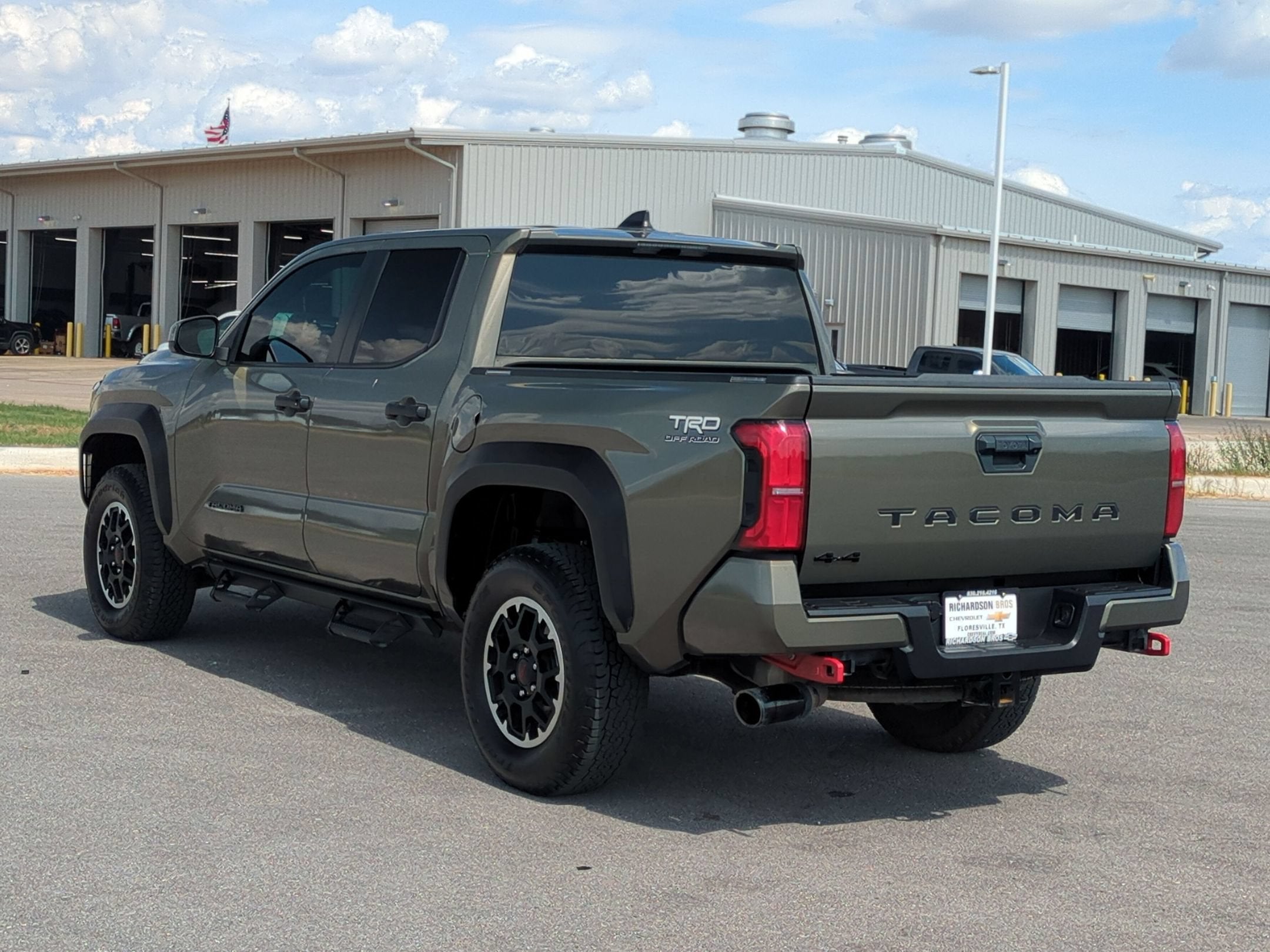 2025 Toyota Tacoma 4WD SR
