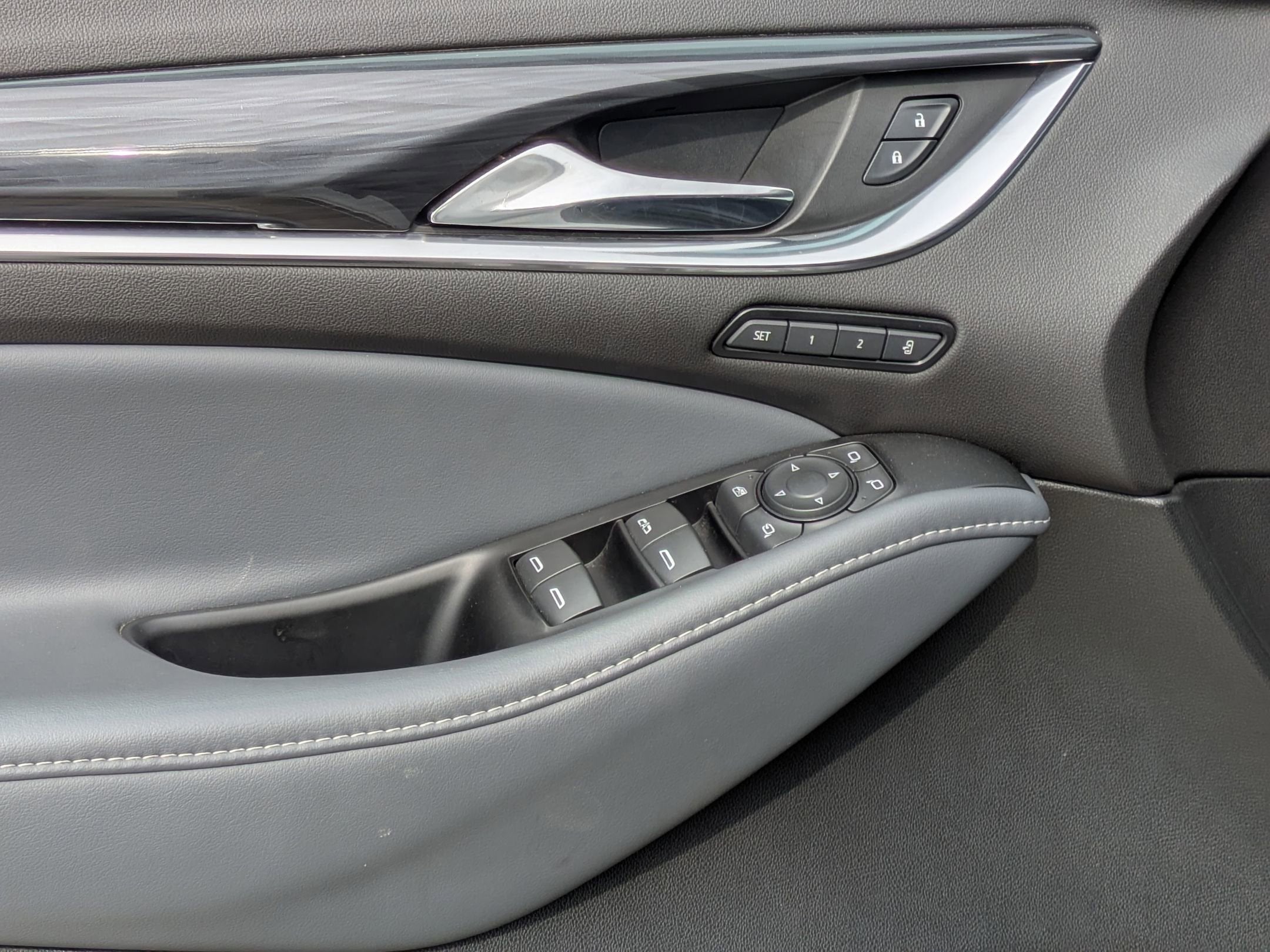 2024 Buick Enclave Premium