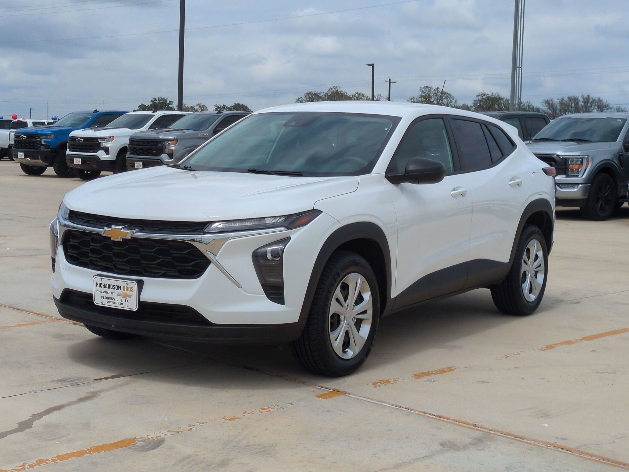 2024 Chevrolet Trax LS