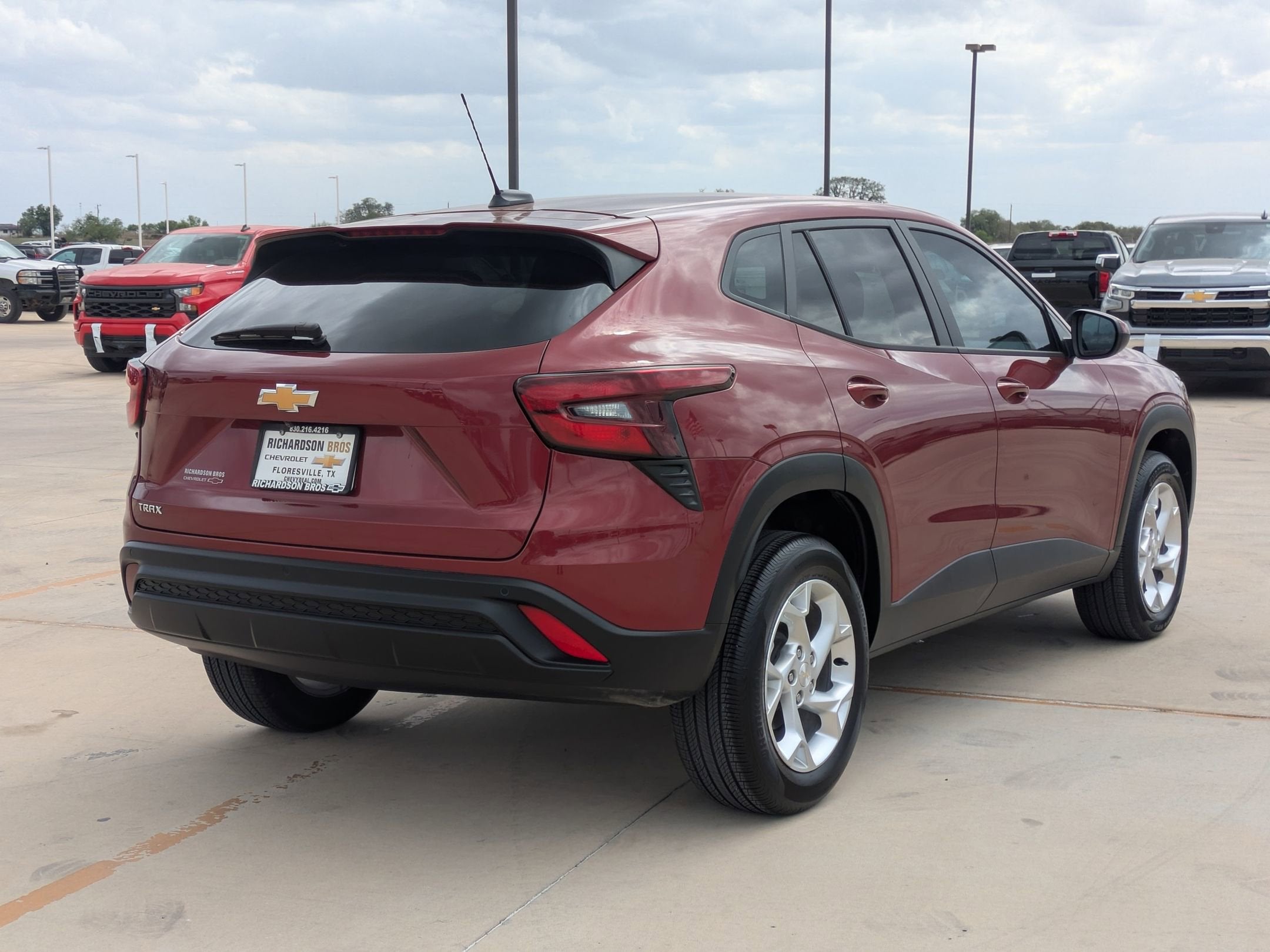 2025 Chevrolet Trax LS
