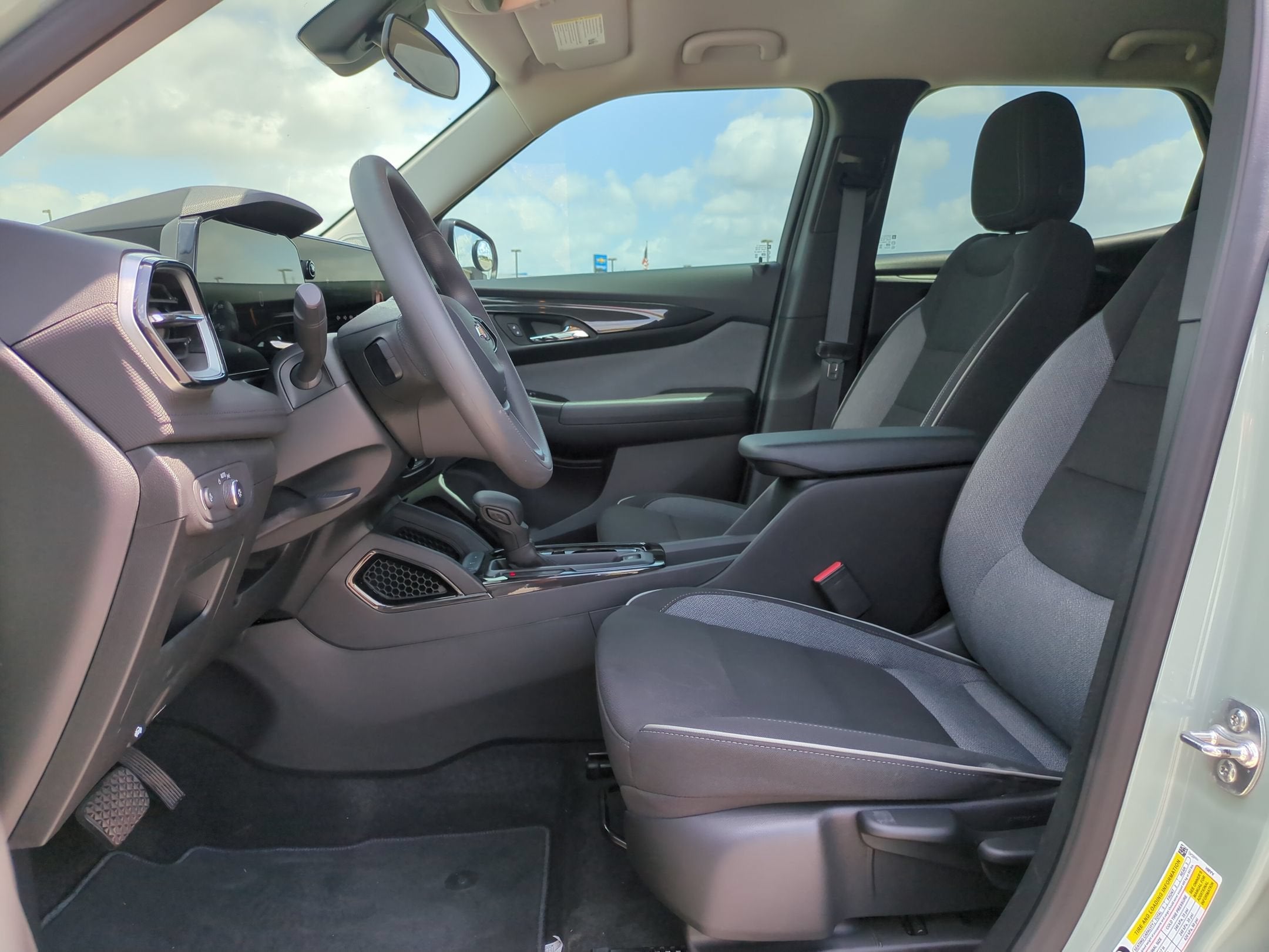 2025 Chevrolet Trailblazer LS